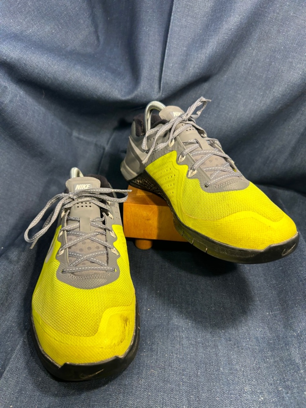 Nike Flywire athletic shoes